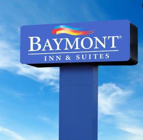 Baymont By Wyndham Hannibal Exterior photo