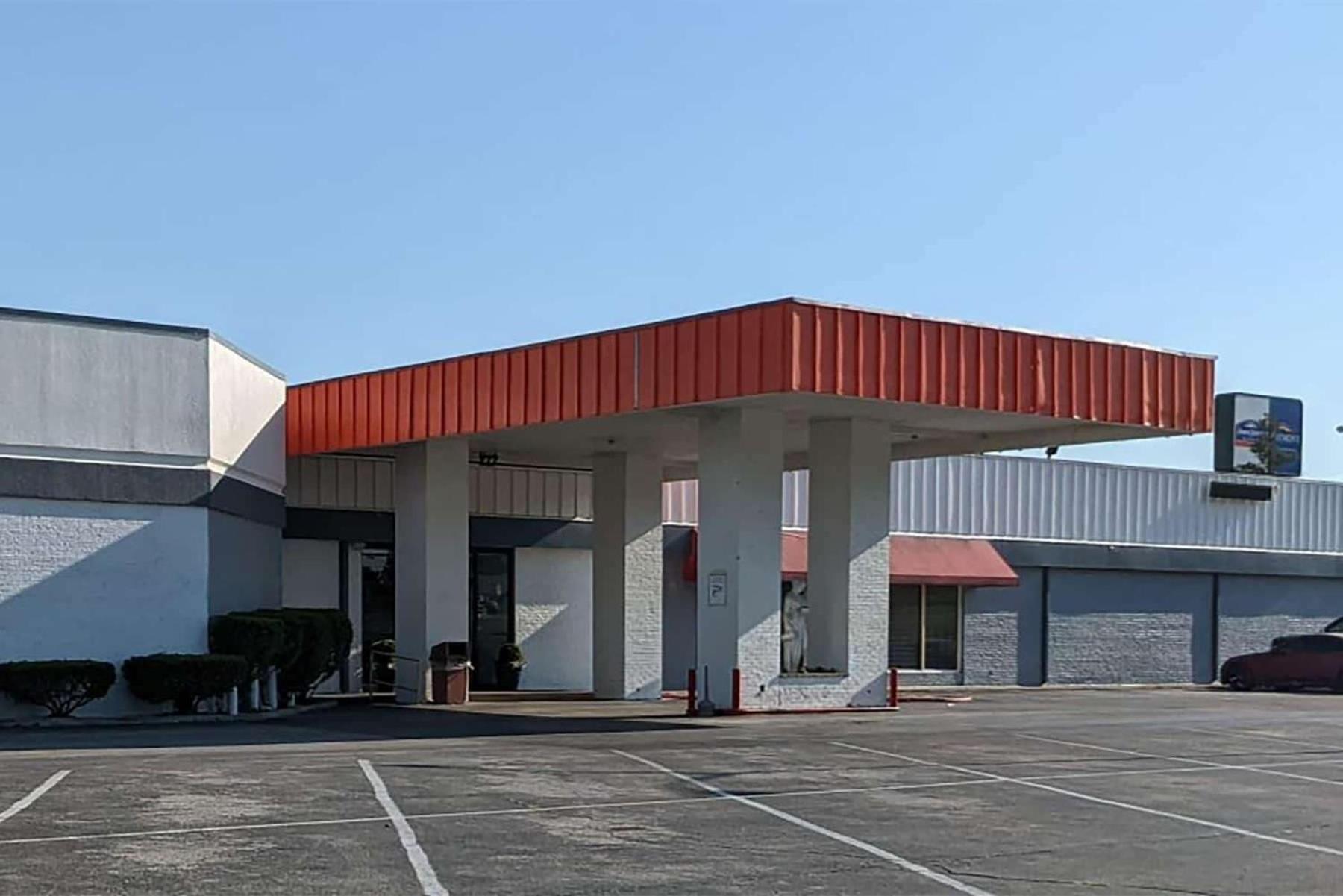 Baymont By Wyndham Hannibal Exterior photo